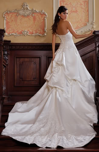 Модные свадебные платья: основные тенденции 2014 года