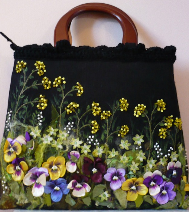 Цветочные мотивы в сумках 2014