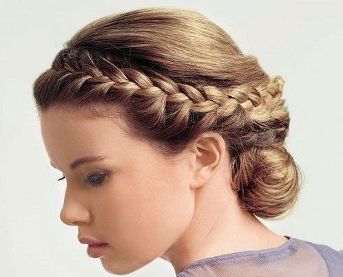 Косы на длинные, средние и короткие волосы: плетение кос, фото