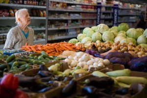 Минпромторг определил список продуктов для покупки по продовольственным карточкам