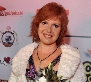 Певица Наталья Штурм терпит побои от экс-супруга ради общего сына