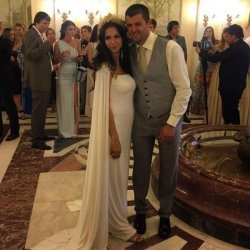 Жена Александра Радулова откроет свадебное агентство