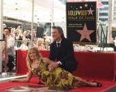 Курт Расселл и Голди Хоун удостоились звезд на Аллее славы