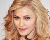 Мадонна считает "шарлатанами" создателей фильма о ней