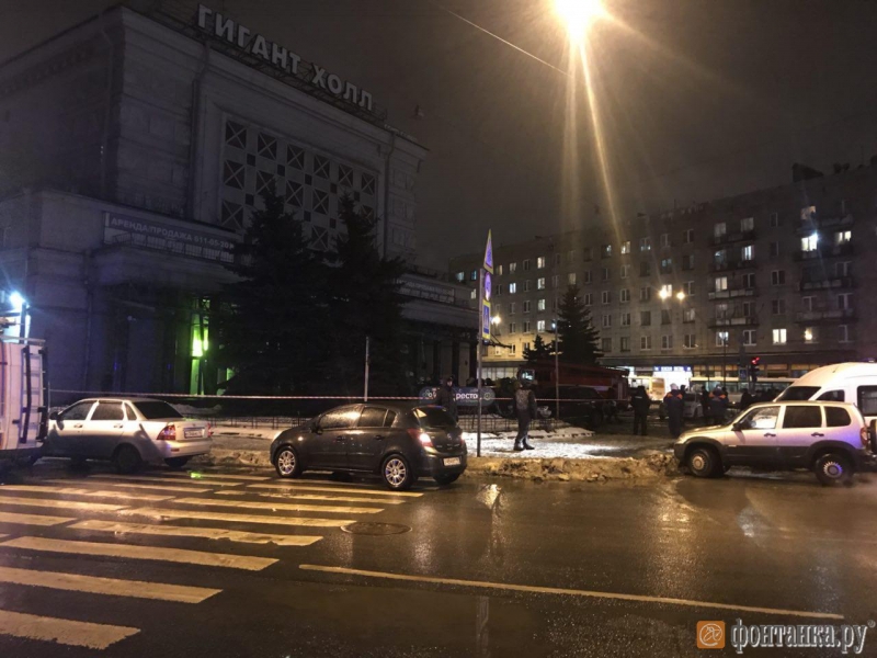 В супермаркете Петербурга прогремел взрыв: минимум 10 раненых