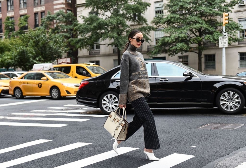 Carry on: 5 самых модных фасонов сумок 2017 с Недели моды в Нью-Йорке
