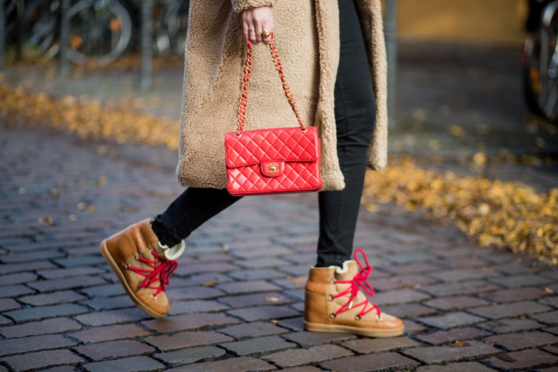 Хорошие сапоги, надо брать: теплая и красивая обувь на зиму