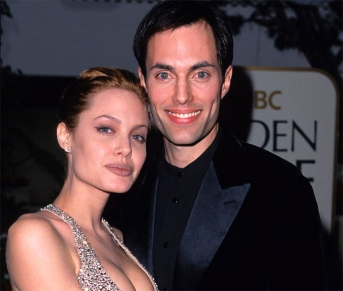 СМИ выяснили личность мужчины, из-за которого развелись Питт и Джоли