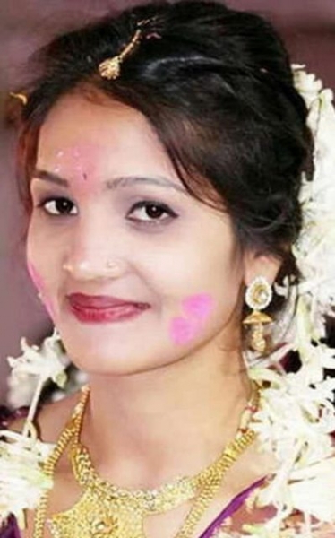 В Индии невеста покончила с собой за 10 дней до свадьбы, отправив бывшему видео с суицидом