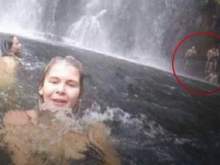 Австралийка случайно засняла мужчину за секунды до трагедии на водопаде
