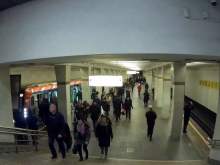 Пассажир с ножом набросился на сотрудника московского метрополитена