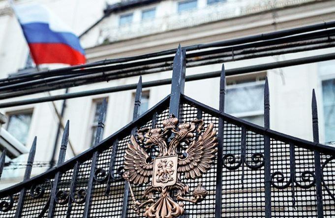 Российское посольство отреагировало на статью о предложении Скрипалям переехать в Америку