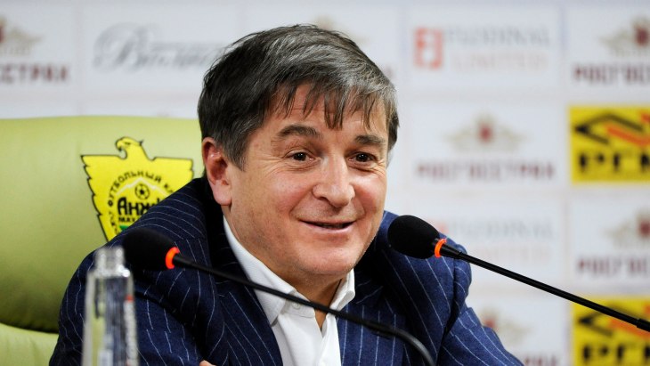 Президент «Анжи» наказан за поведение после матча с «Уралом»