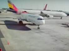 Столкновение двух самолетов в Стамбуле попало на видео