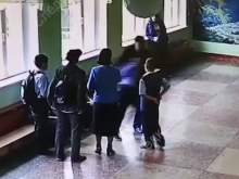 Отец школьника избил другого ученика в Челябинской области