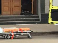 У здания ФСБ в Архангельске произошел взрыв: есть погибший