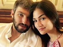 Жена Александра Овечкина попала в больницу