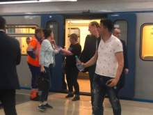 В московском метро снова три поезда застряли в тоннеле