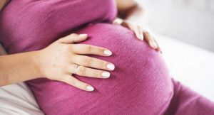 Женщины с лишним весом чаще рожают нездоровых детей – исследование
