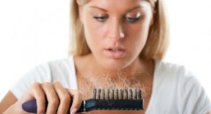 3 распространенные причины выпадения волос