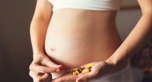 Витамин B3 поможет предотвратить появление врожденных дефектов у детей – исследование