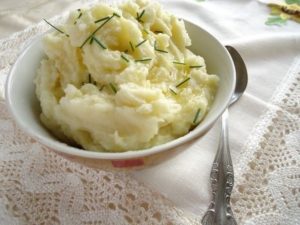 Ароматное картофельное пюре с сыром