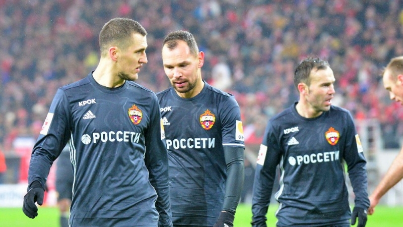 Футболисты ЦСКА поздравили болельщиков с Новым годом