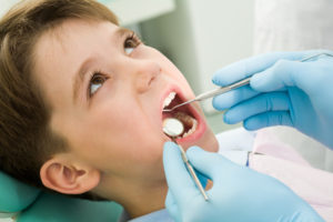 Детская стоматология –как вылечить зуб ребенку