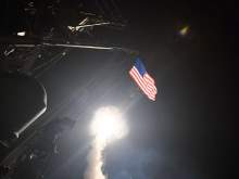 Трамп призвал Россию готовится к удару США по Сирии "умными" ракетами