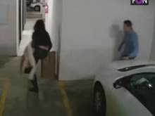 Последние минуты жены, убегавшей от мужа-убийцы, попали на видео
