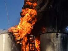 Огромный пожар на нефтебазе в ХМАО попал на видео