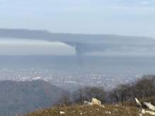 Из-за "дымового гриба" жители Владикавказа эвакуируют детей из города
