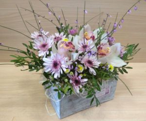 Доставка цветочной композиции через интернет-магазин для шефа