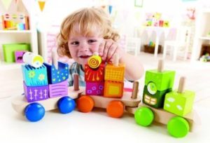 Выбираем развивающие игрушки для ребенка