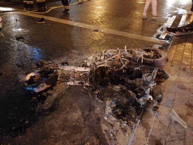 Новости дня: "Сгорел дотла": сын "колбасного короля" погиб в жуткой аварии в Москве