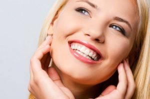 Как проводится реставрация зубов