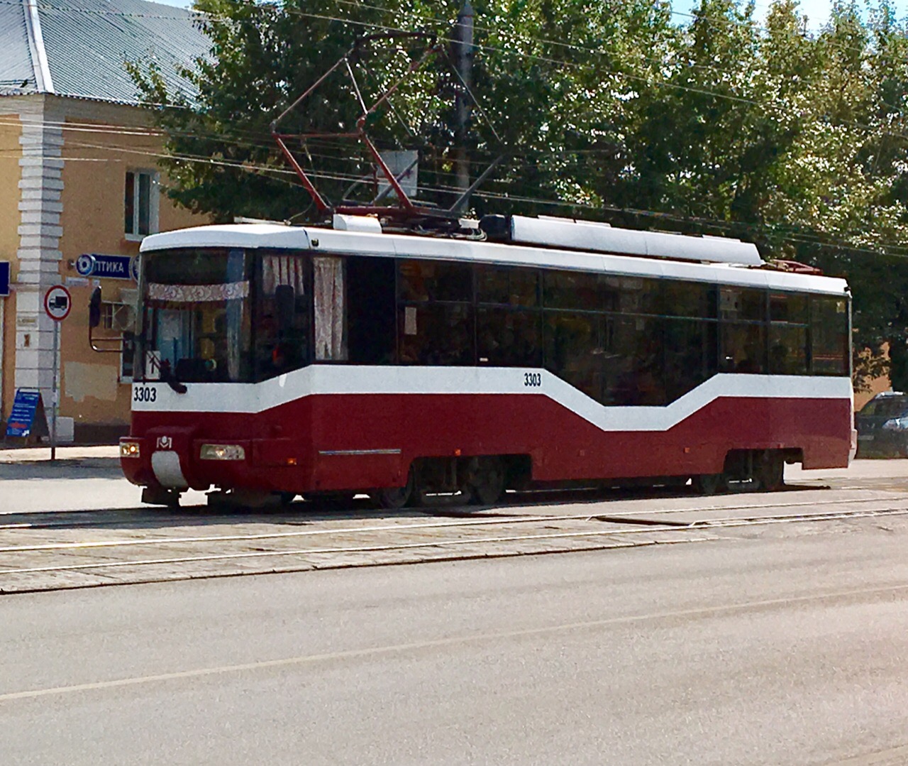 Трамвай 4 барнаул. Трамвай в Барнауле 1041. Трамвайная система Барнаул. Барнаульский трамвай трамвай.