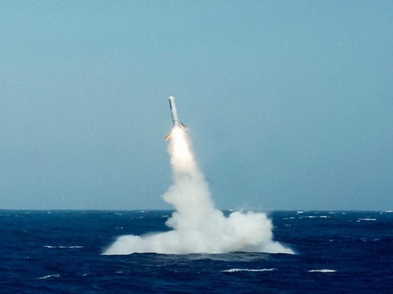 Новости дня: СМИ: при запуске ракеты на учениях "Гром-2019" произошел сбой