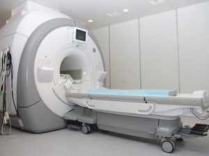 Когда нужно и нельзя делать МРТ пояснично-крестцового отдела?