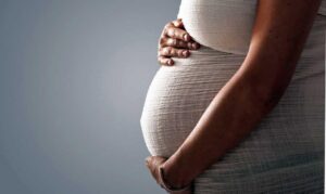 Поздняя беременность: что нужно знать и учитывать?