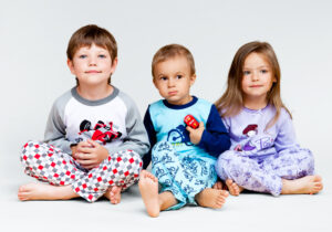 Детская одежда: какую ткань выбрать, подбор размера