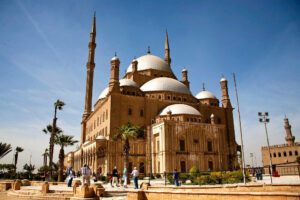 Таинственный город Каир вечного солнца