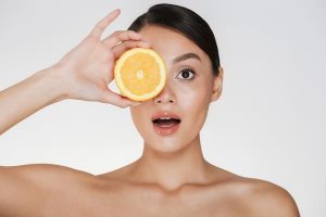 Уникальные свойства витамина С и его применение в косметологии