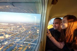Незабываемый полет на самолете над Санкт-Петербургом