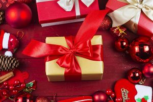 Идеи для новогодних подарков: как выбрать подарки для близких