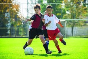 Значение и польза занятий футболом для детей: физическое развитие, улучшение координации и развитие социальных навыков