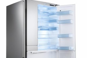 Профилактическое техническое обслуживание холодильников: регулярные процедуры для предотвращения поломок и увеличения срока службы