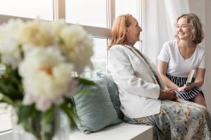 Роль и значимость услуг сиделок для пожилых и лежачих больных
