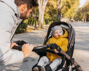 Эргономика, безопасность и комфорт: выбор и использование детских колясок